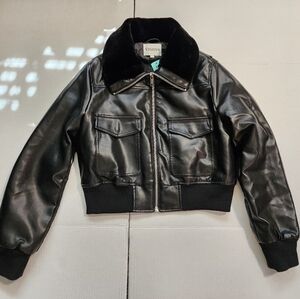 VIGOSS Women's Black Jacket